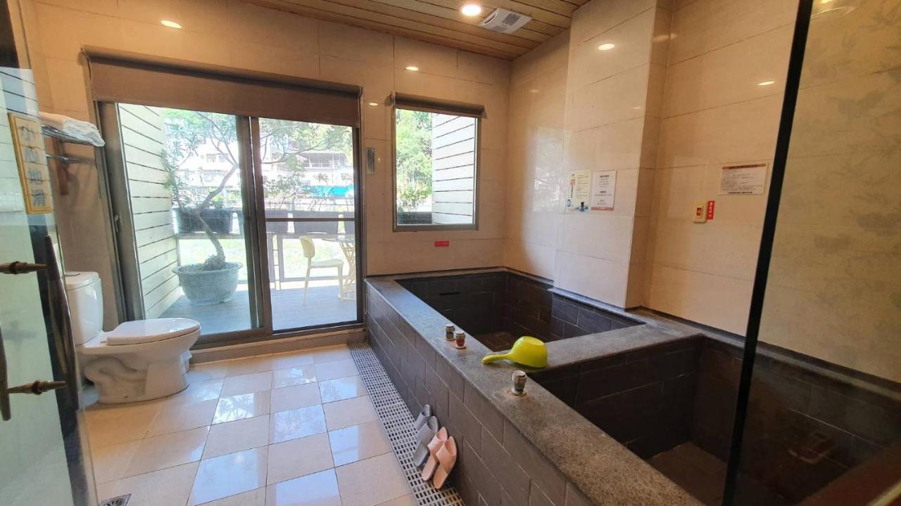Wulai Shui An Hot Springs Hotel ภายนอก รูปภาพ